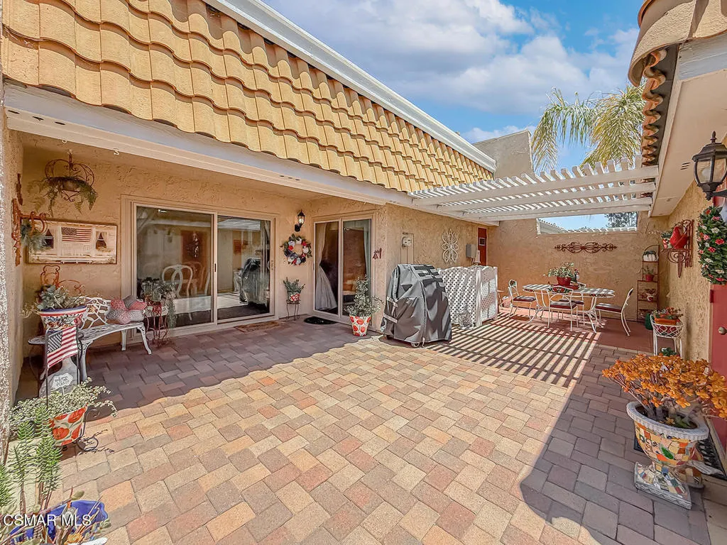 gBackyard and Garage4