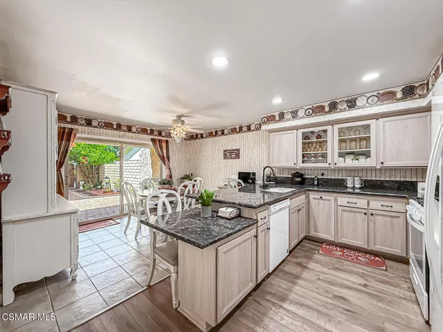 bKitchen and Dining1