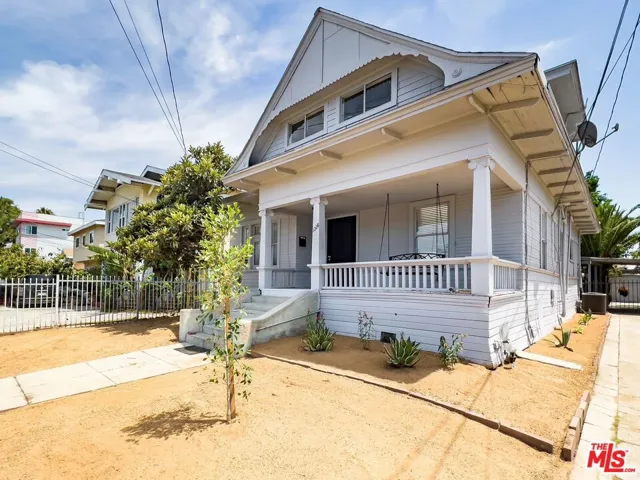 1228 Fedora Street, Los Angeles, California 90006