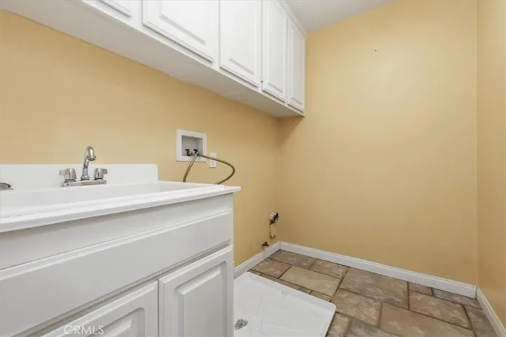 17731 Glen Hollow, Riverside, California 92504