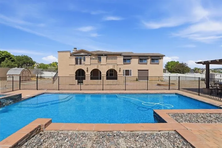 17731 Glen Hollow, Riverside, California 92504