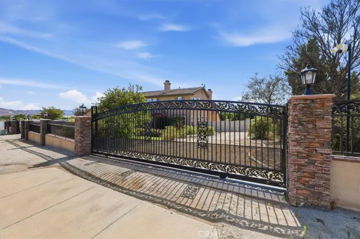 17731 Glen Hollow, Riverside, California 92504