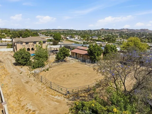 17731 Glen Hollow, Riverside, California 92504