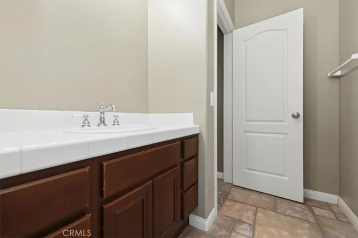 17731 Glen Hollow, Riverside, California 92504
