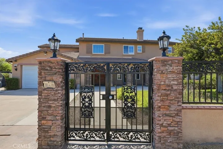 17731 Glen Hollow, Riverside, California 92504
