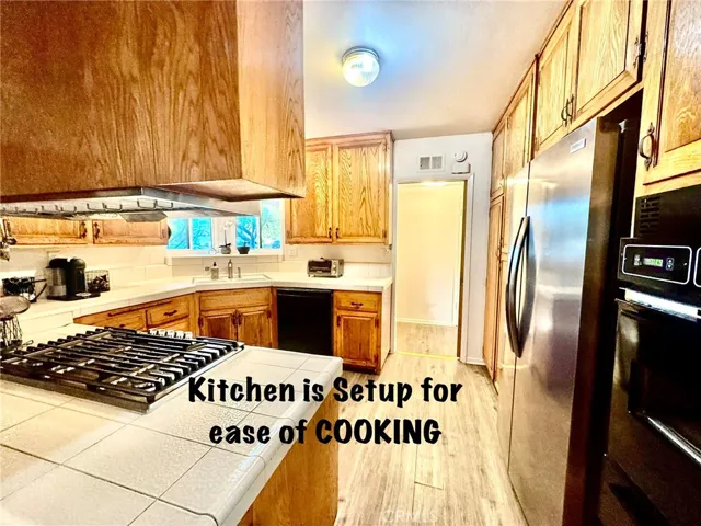 KITCHEN SET UP FOR EASE OF COOKING.