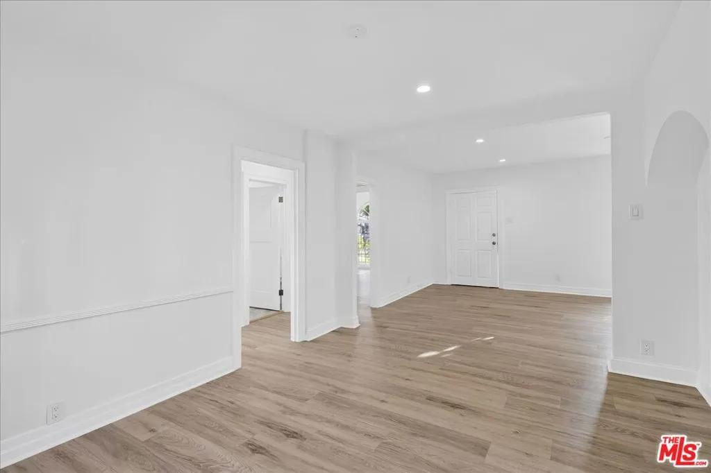 front unit living area