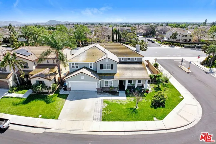 13497 Beaver Creek Drive, Eastvale, California 92880
