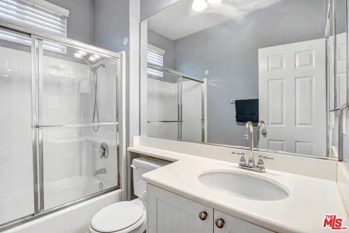 13497 Beaver Creek Drive, Eastvale, California 92880
