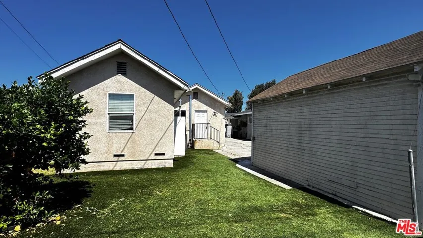 5717 4th Avenue, Los Angeles, California 90043