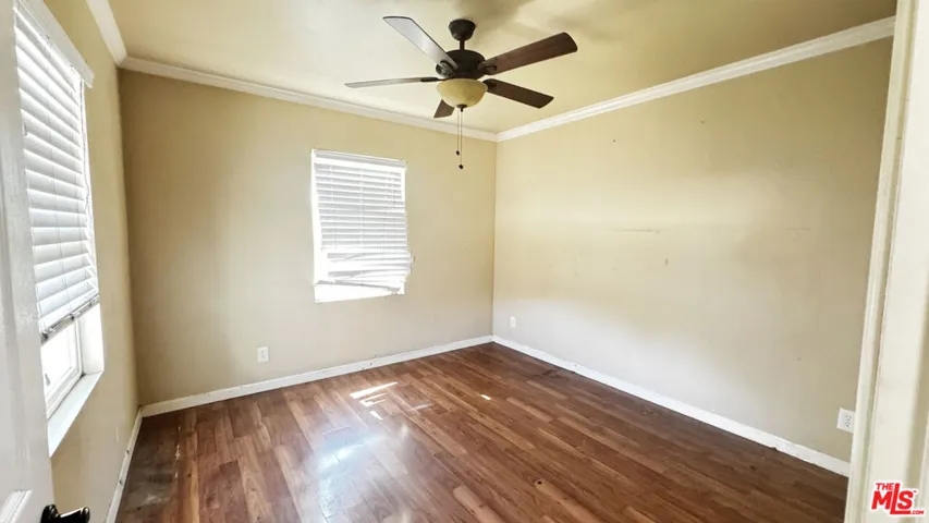 5717 4th Avenue, Los Angeles, California 90043