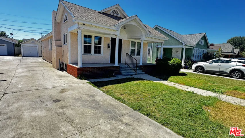 5717 4th Avenue, Los Angeles, California 90043