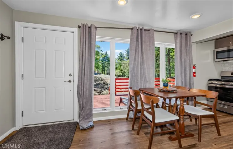 650 Dahlia, Green Valley Lake, California 92341