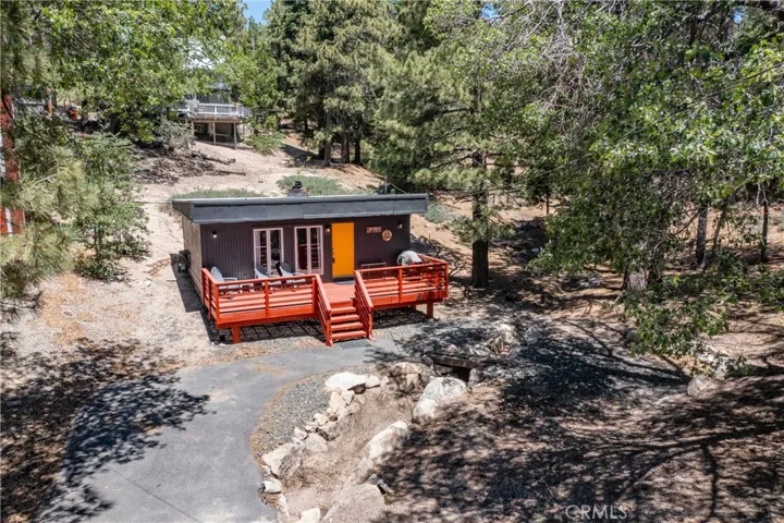 650 Dahlia, Green Valley Lake, California 92341