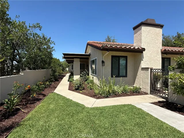 860 Calle Del Sol