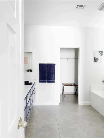 Primary Bathroom-2