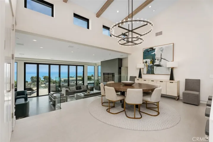848 Hillcrest Drive, Laguna Beach, California 92651