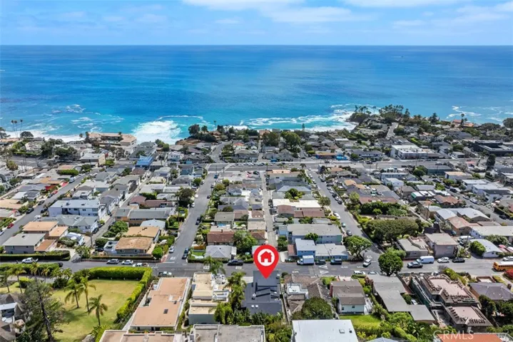 848 Hillcrest Drive, Laguna Beach, California 92651