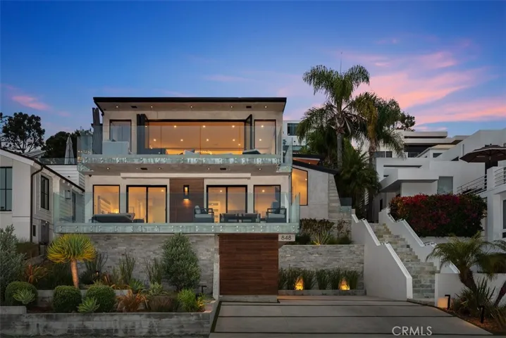 848 Hillcrest Drive, Laguna Beach, California 92651