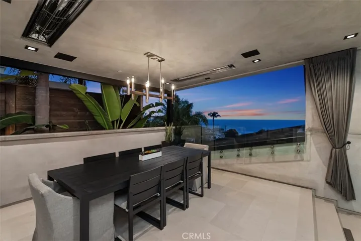 848 Hillcrest Drive, Laguna Beach, California 92651