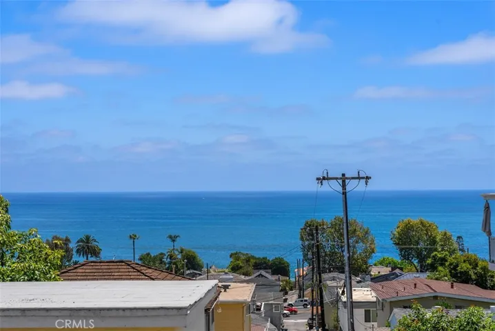 848 Hillcrest Drive, Laguna Beach, California 92651