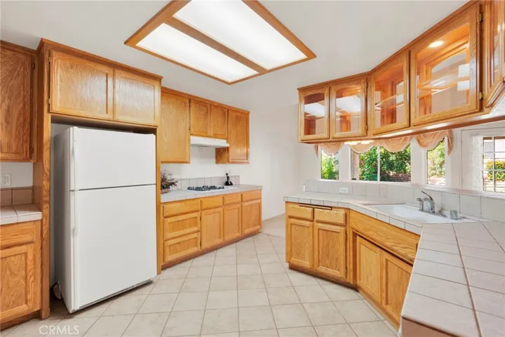 13030 Palos Grande Drive, Victorville, California 92395