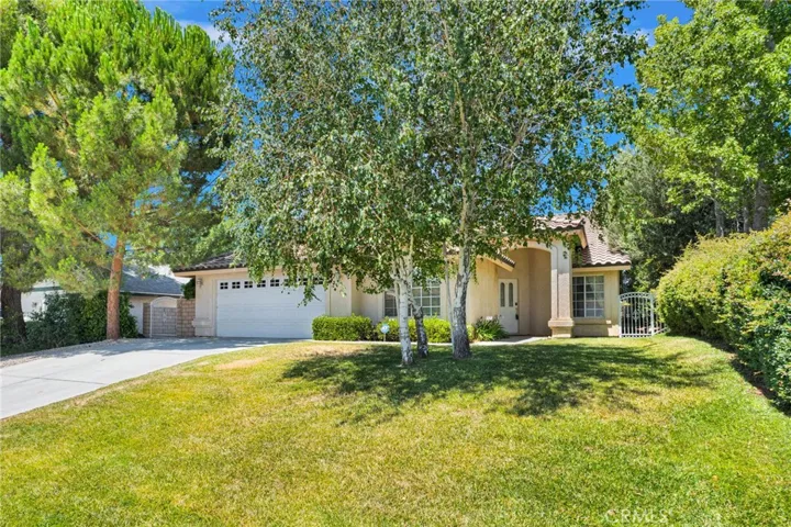13030 Palos Grande Drive, Victorville, California 92395