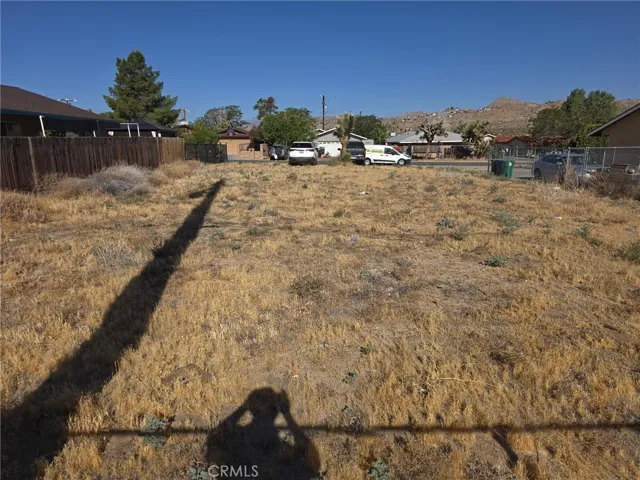 6427 Balboa, Yucca Valley, California 92284