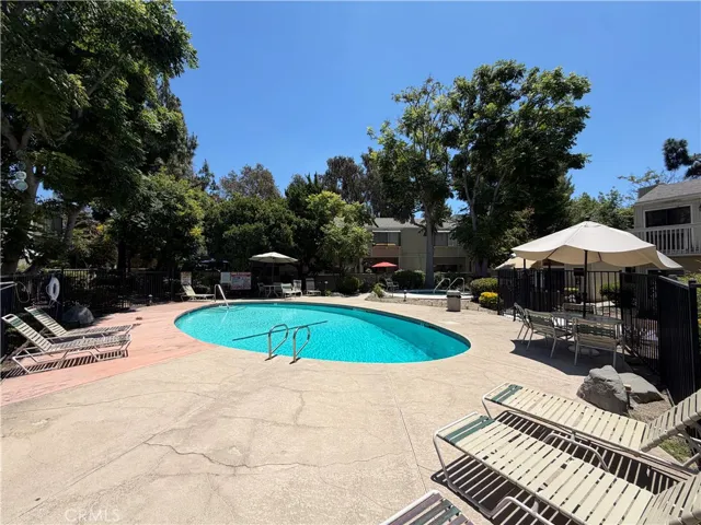 Community pool