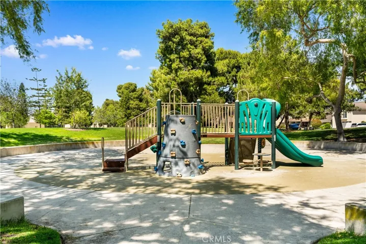 17 Blazing Star, Irvine, California 92604