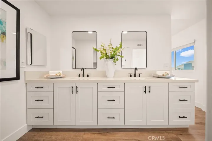 17 Blazing Star, Irvine, California 92604