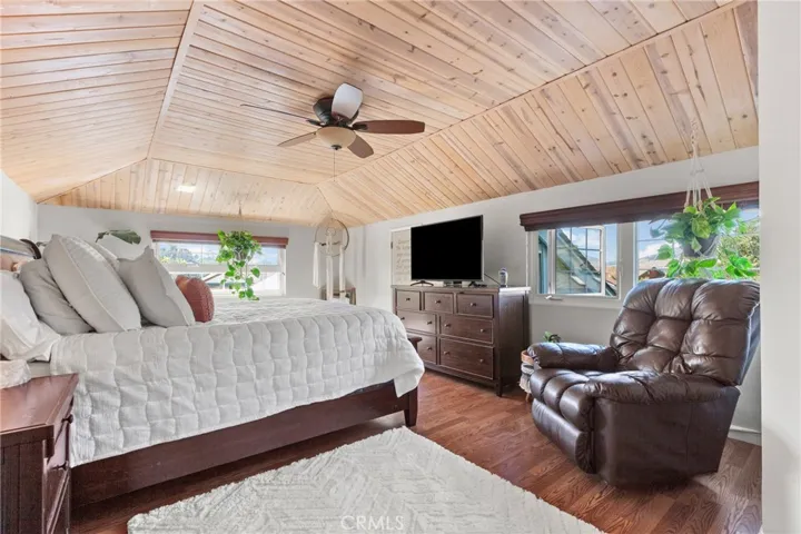 844 Escuela Court, San Luis Obispo, California 93405