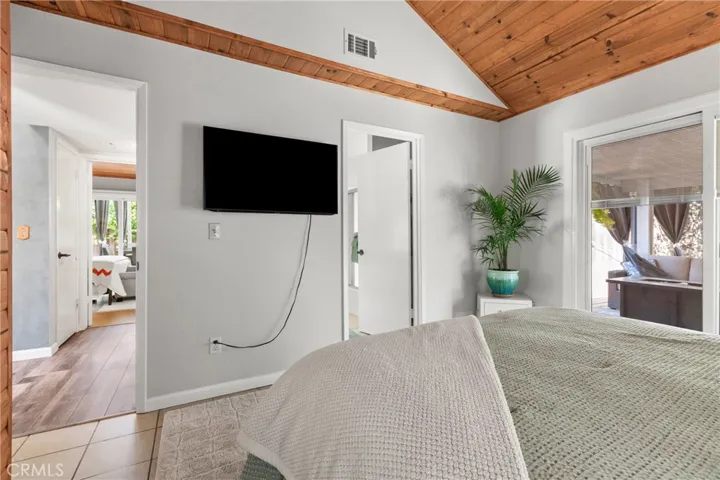 844 Escuela Court, San Luis Obispo, California 93405