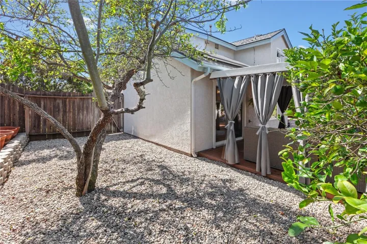 844 Escuela Court, San Luis Obispo, California 93405