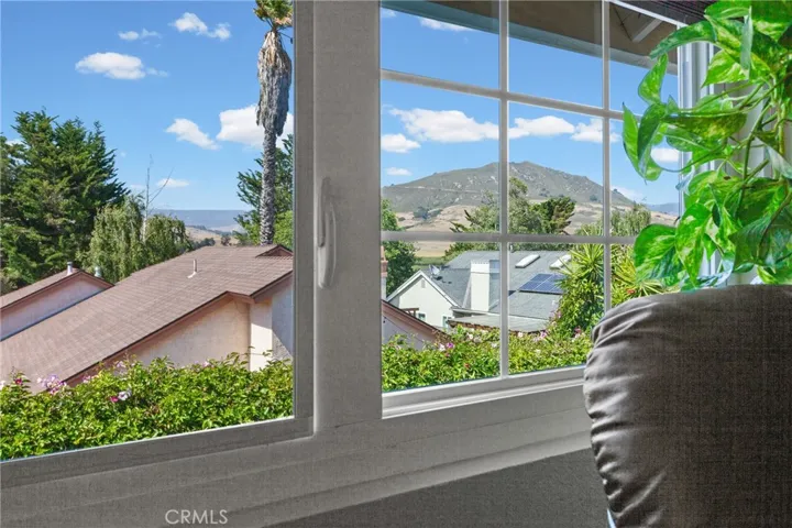 844 Escuela Court, San Luis Obispo, California 93405