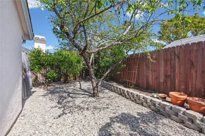 844 Escuela Court, San Luis Obispo, California 93405