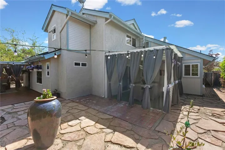844 Escuela Court, San Luis Obispo, California 93405
