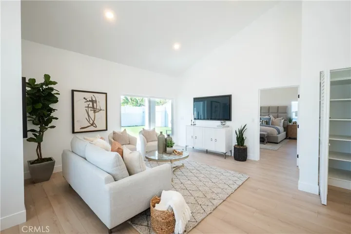 Living room to Master