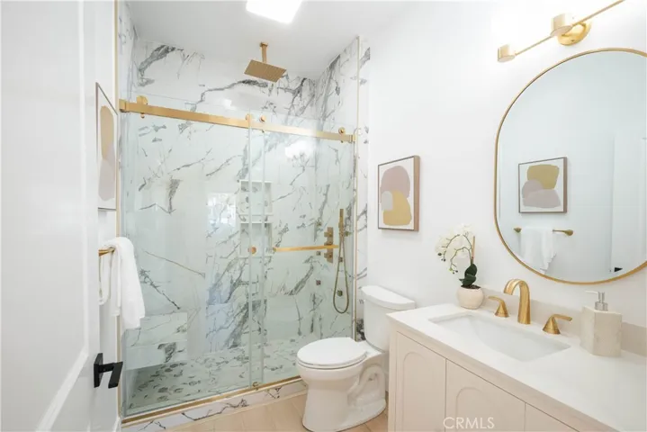 Bathroom Guest/BD 1 and 2