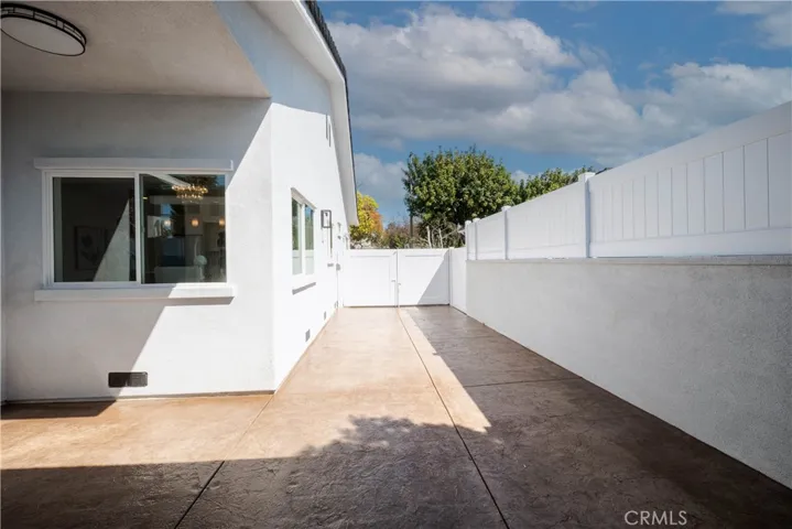 Garage to street driveway