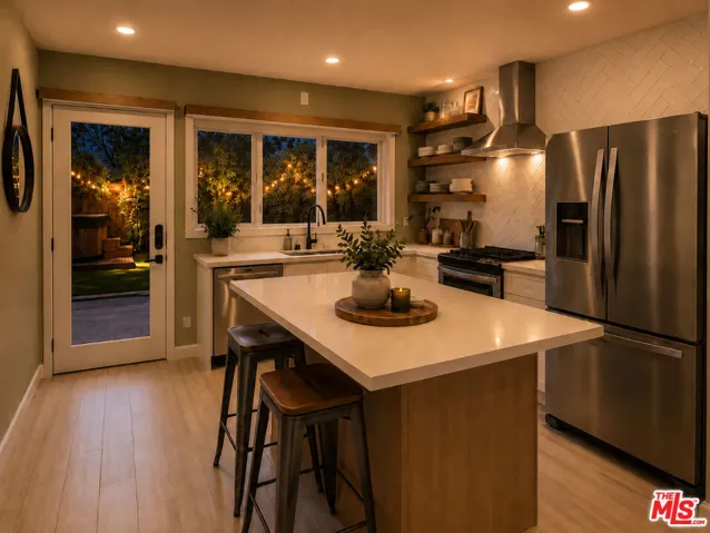 3213 Thatcher Avenue, Marina Del Rey, California 90292