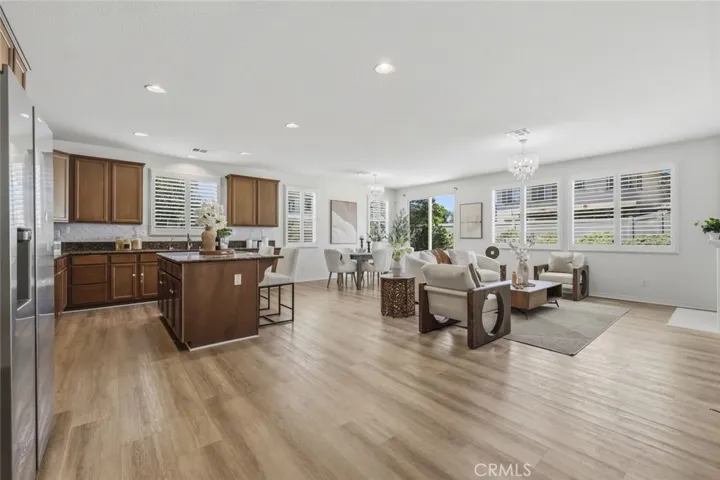 13180 Quarter Horse Drive, Eastvale, California 92880