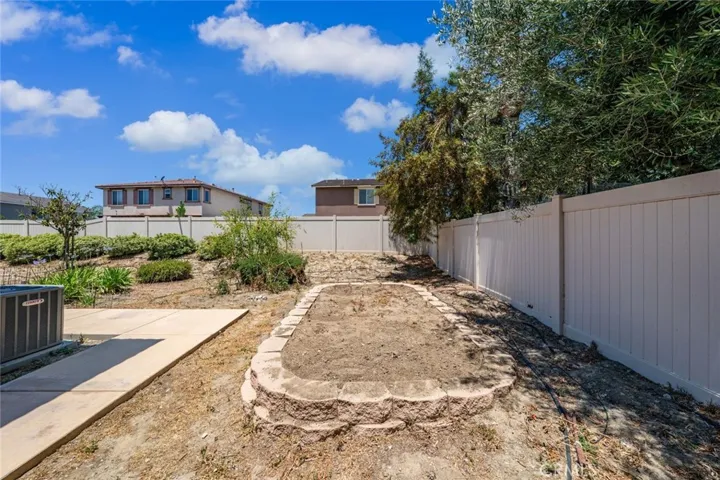 13180 Quarter Horse Drive, Eastvale, California 92880