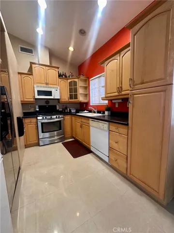 17466 Haynes, Lake Elsinore, California 92530