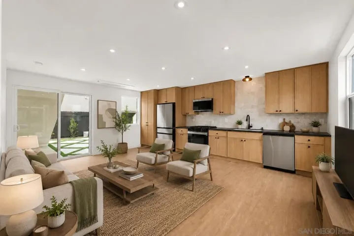1824 Chico St, San Diego, California 92109