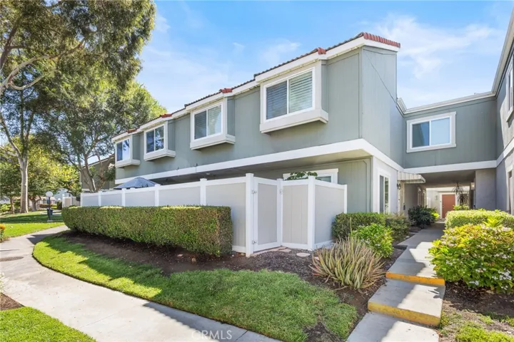 950 Golden Springs Drive F, Diamond Bar, California 91765