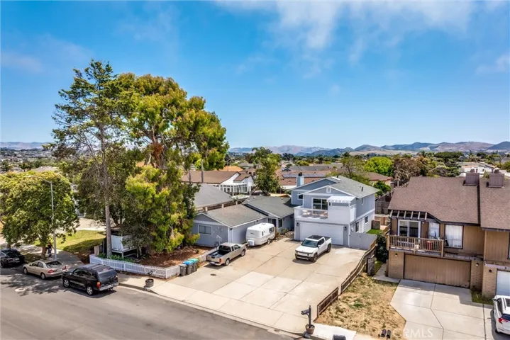 1215 S 16th, Grover Beach, California 93433