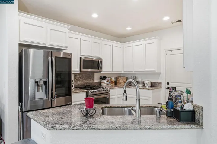 67 Standley Ct, Pittsburg, California 94565