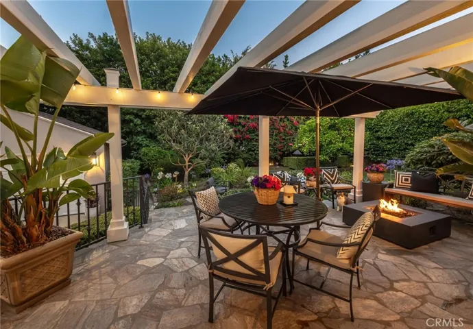 EVENING WITH FIREPIT