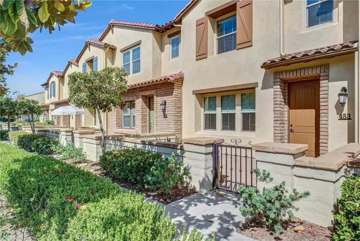 453 Estrella Lane, Brea, California 92823